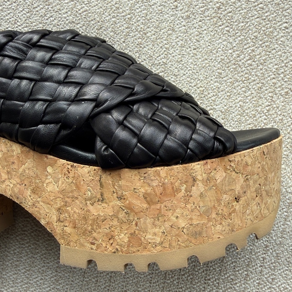 Tubular10 Platform Sandals - Picture 6 of 7